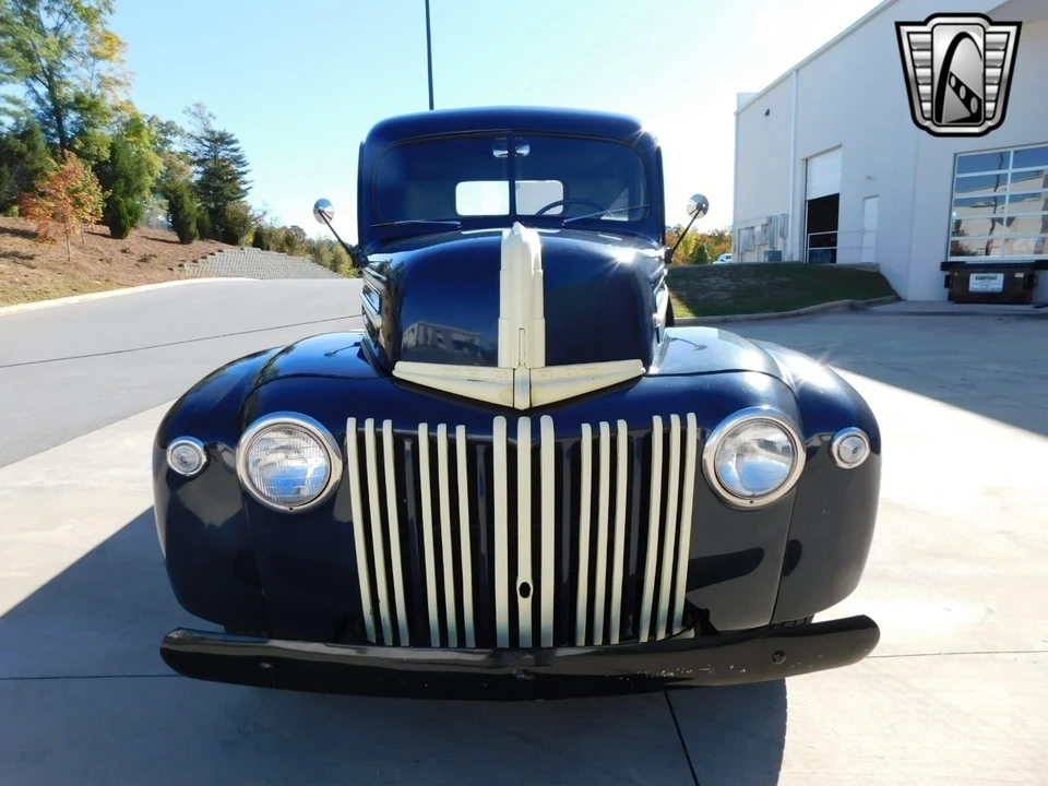1946 Ford Pickup (1940-1947) - Image 4 of 12