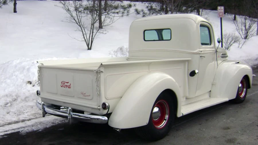 1946 Ford Pickup (1940-1947) - Image 5 of 6