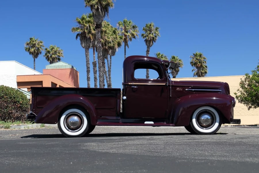 1946 Ford Pickup (1940-1947) - Image 2 of 30