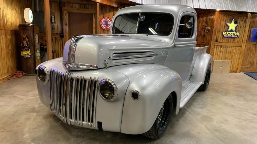 1946 Ford Pickup (1940-1947) - Image 6 of 12