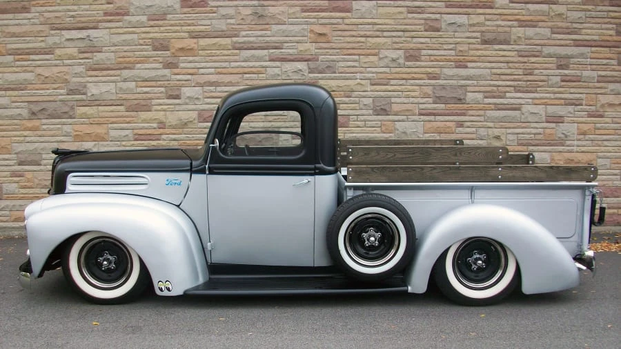 1946 Ford Pickup (1940-1947) - Image 2 of 7