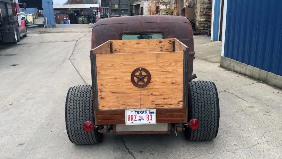 1946 Ford Pickup (1940-1947) - Image 3 of 7