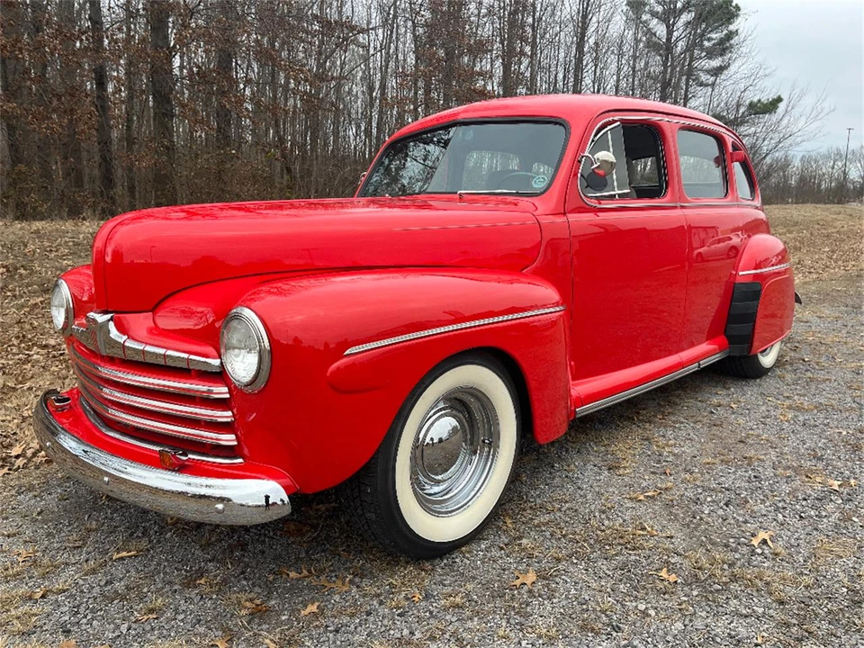 1946 Ford Standard & Deluxe & Super Deluxe - Image 4 of 31