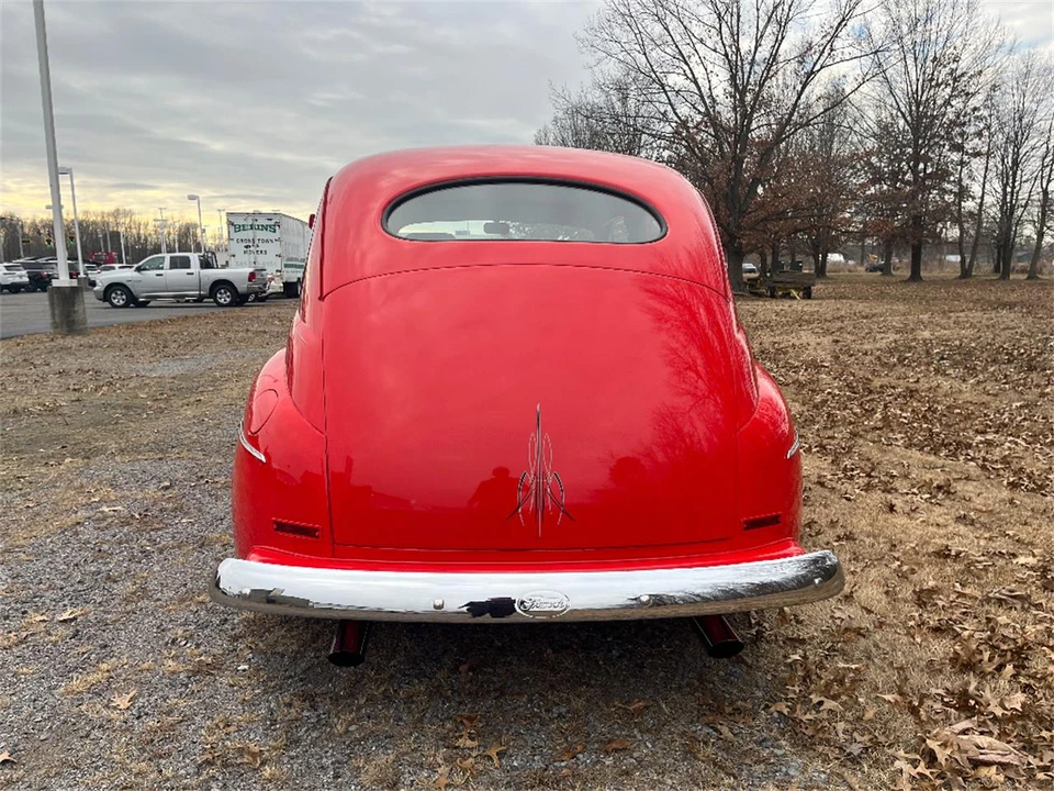 1946 Ford Standard & Deluxe & Super Deluxe - Image 9 of 31