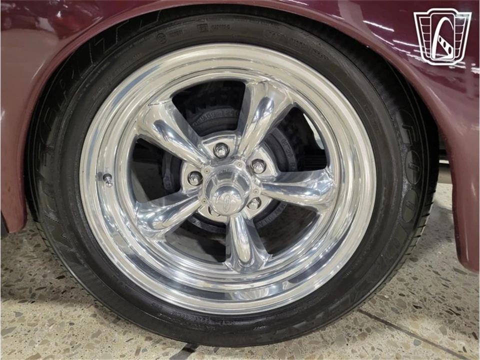 1946 Ford Standard & Deluxe & Super Deluxe - Image 31 of 31