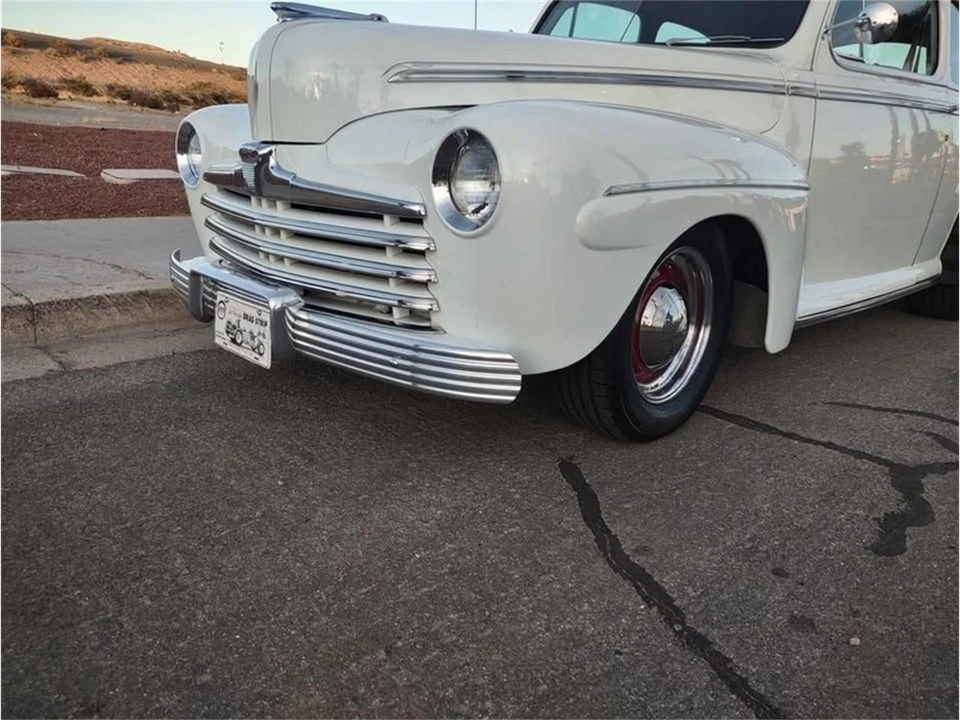 1946 Ford Standard & Deluxe & Super Deluxe - Image 3 of 18
