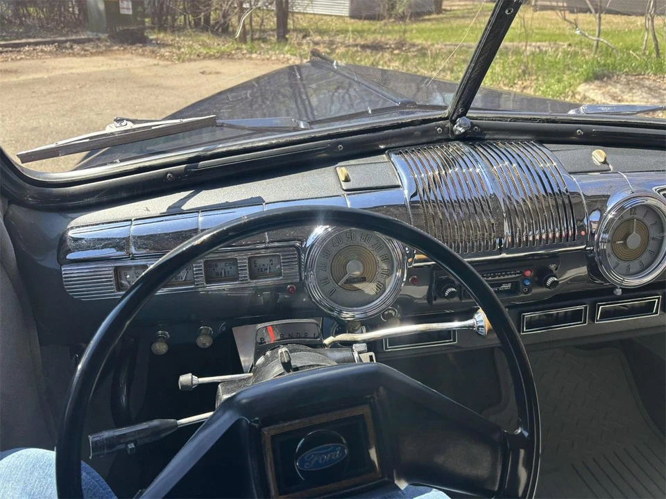 1946 Ford Standard & Deluxe & Super Deluxe - Image 28 of 31