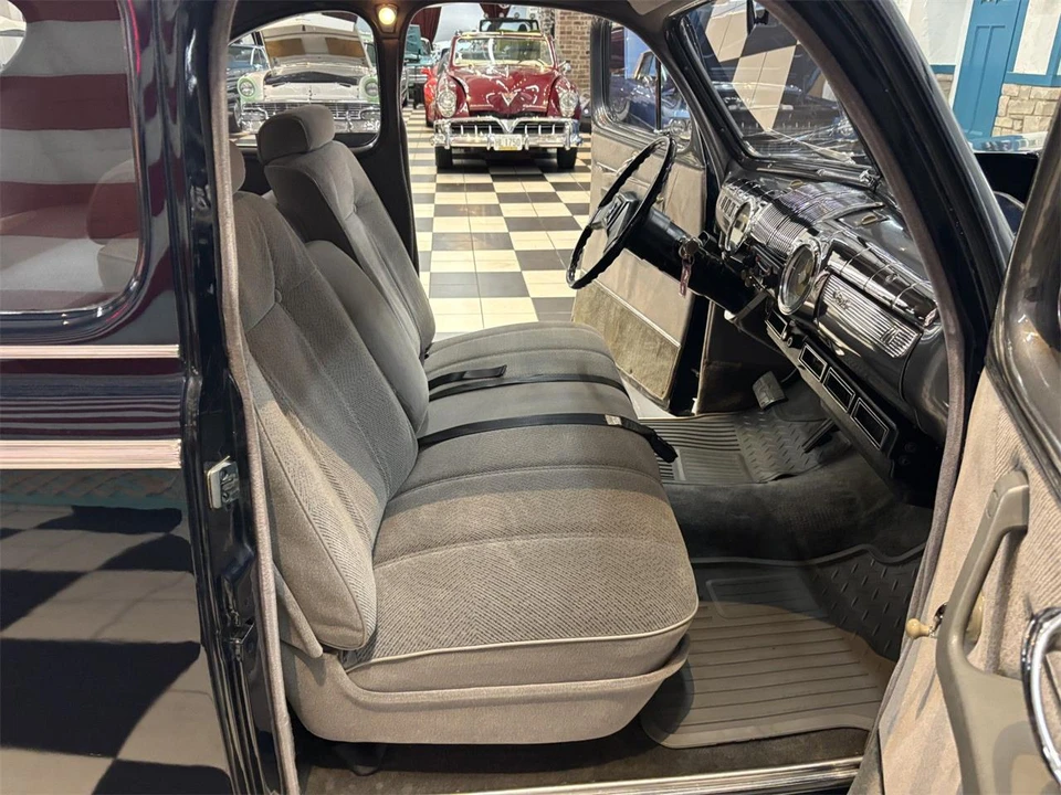 1946 Ford Standard & Deluxe & Super Deluxe - Image 24 of 31