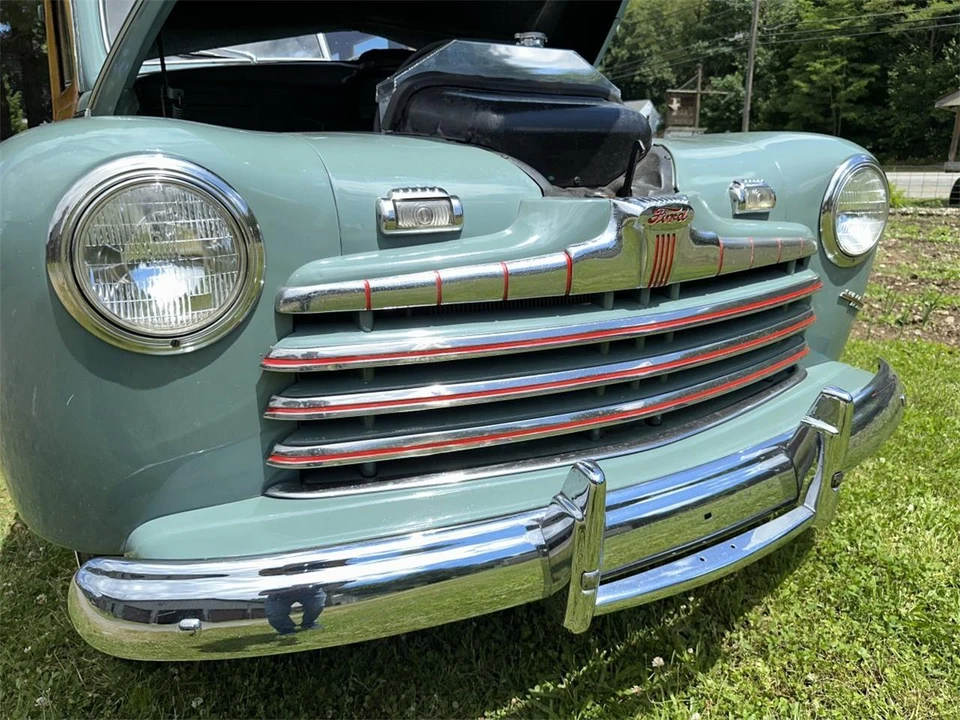 1946 Ford Standard & Deluxe & Super Deluxe - Image 10 of 31
