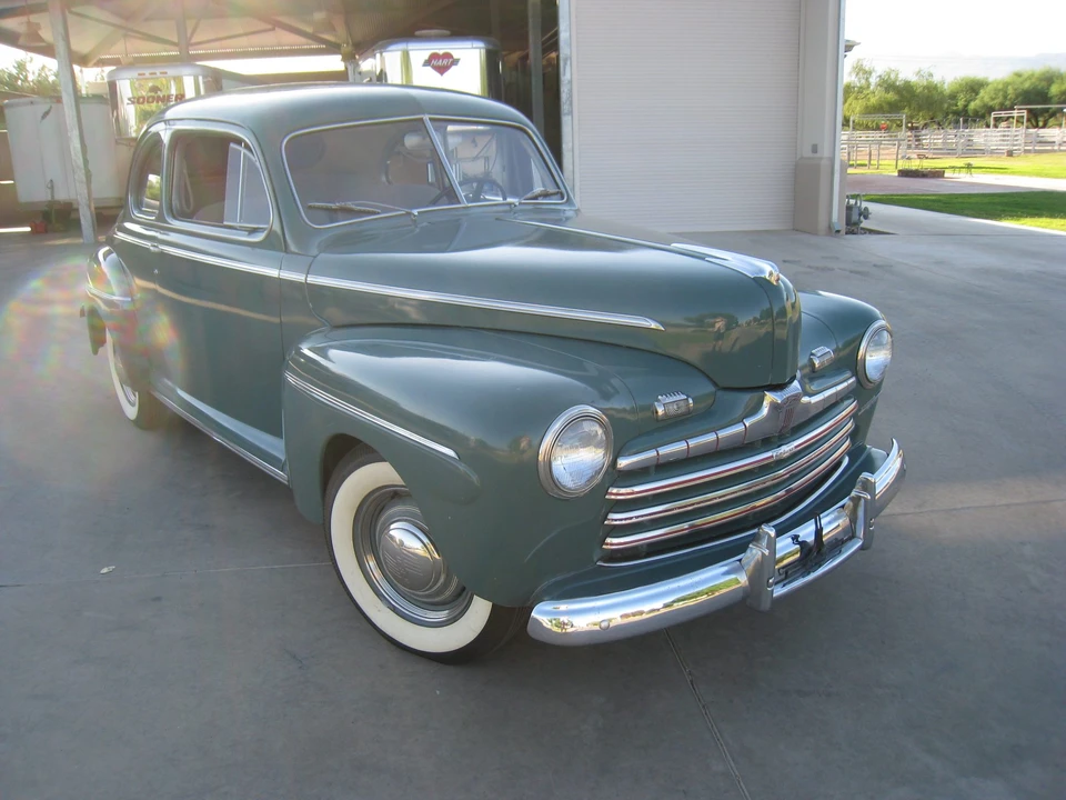 1946 Ford Standard & Deluxe & Super Deluxe - Image 5 of 31