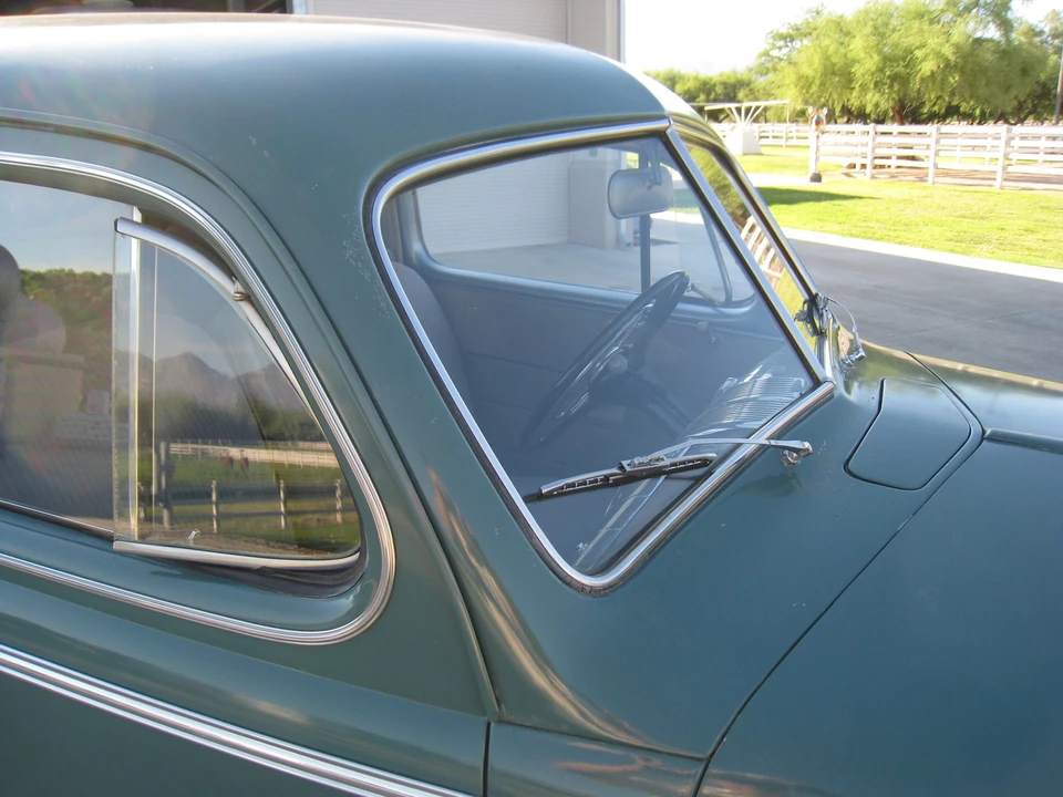 1946 Ford Standard & Deluxe & Super Deluxe - Image 31 of 31