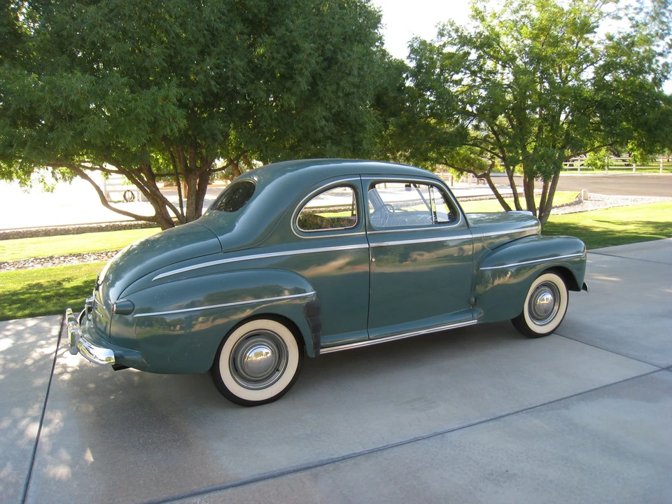 1946 Ford Standard & Deluxe & Super Deluxe - Image 4 of 31