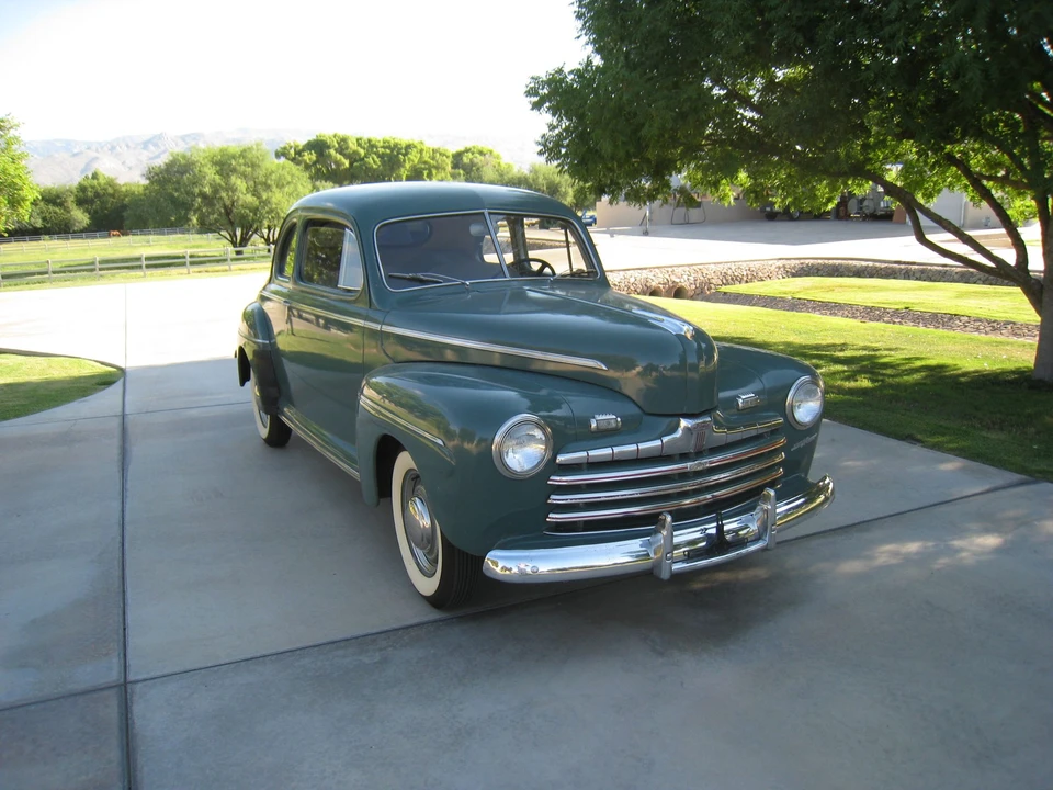 1946 Ford Standard & Deluxe & Super Deluxe - Image 2 of 31