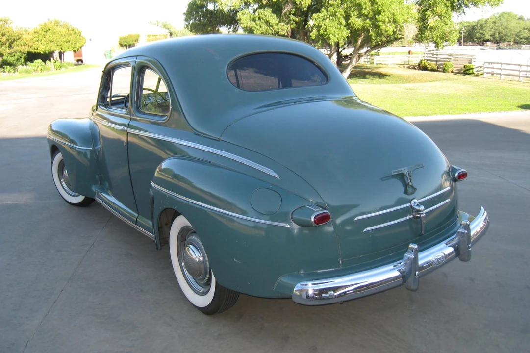 1946 Ford Standard & Deluxe & Super Deluxe - Image 11 of 31