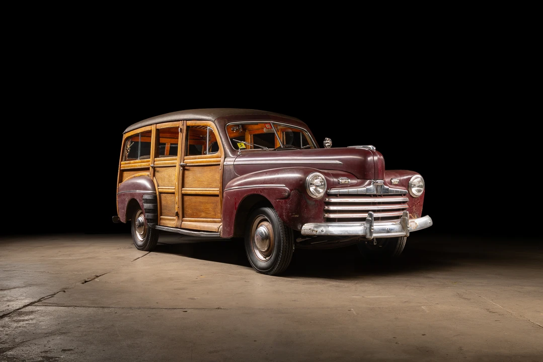 1946 Ford Standard & Deluxe & Super Deluxe - Image 2 of 31