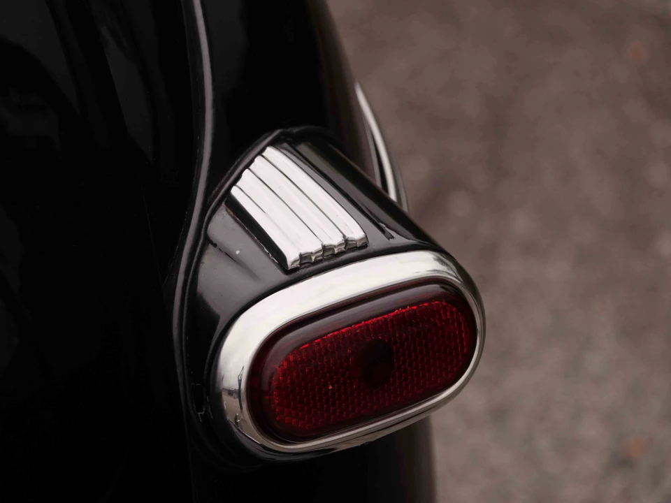1946 Ford Standard & Deluxe & Super Deluxe - Image 26 of 31