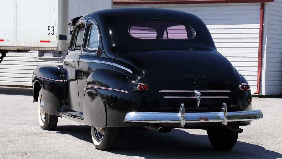 1946 Ford Standard & Deluxe & Super Deluxe - Image 3 of 16