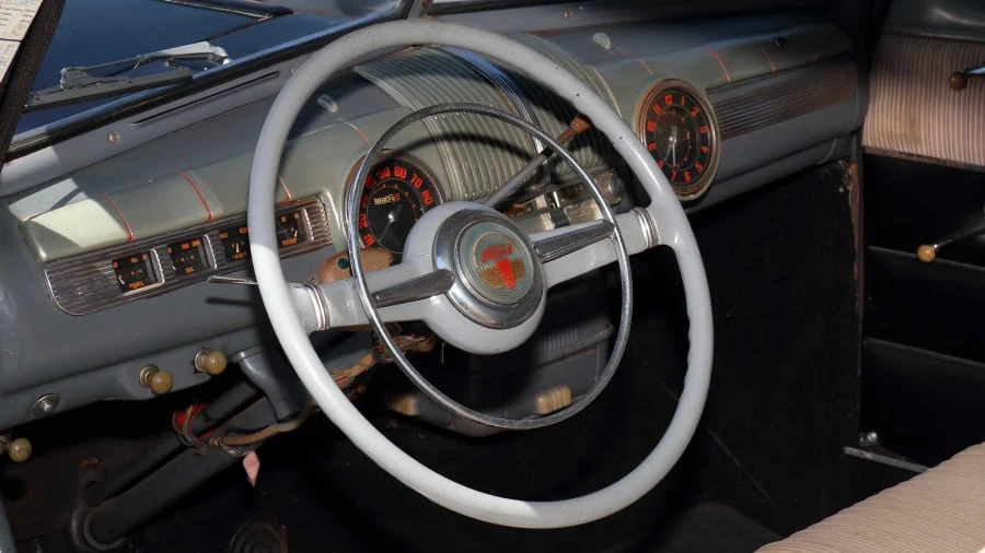 1946 Ford Standard & Deluxe & Super Deluxe - Image 9 of 16