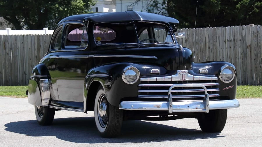 1946 Ford Standard & Deluxe & Super Deluxe - Image 12 of 16
