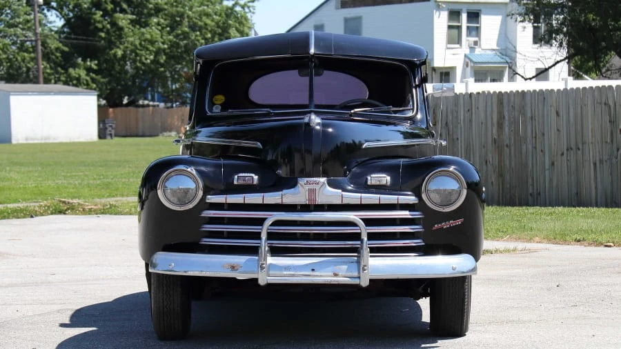 1946 Ford Standard & Deluxe & Super Deluxe - Image 13 of 16