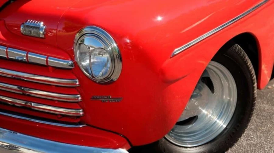 1946 Ford Standard & Deluxe & Super Deluxe - Image 10 of 11
