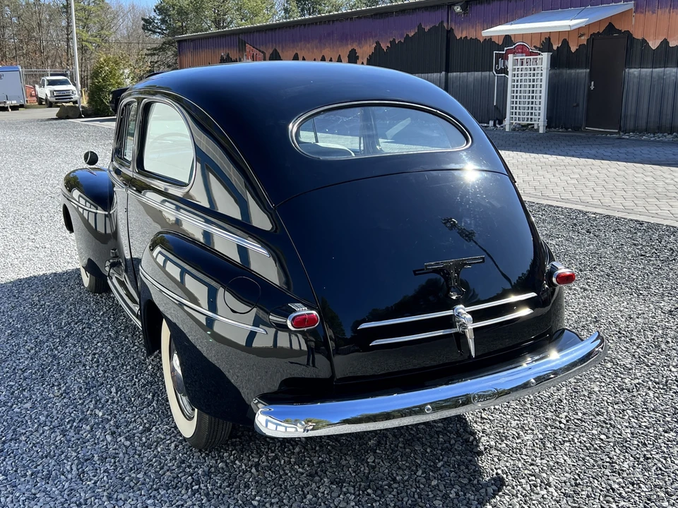 1946 Ford Standard & Deluxe & Super Deluxe - Image 9 of 31