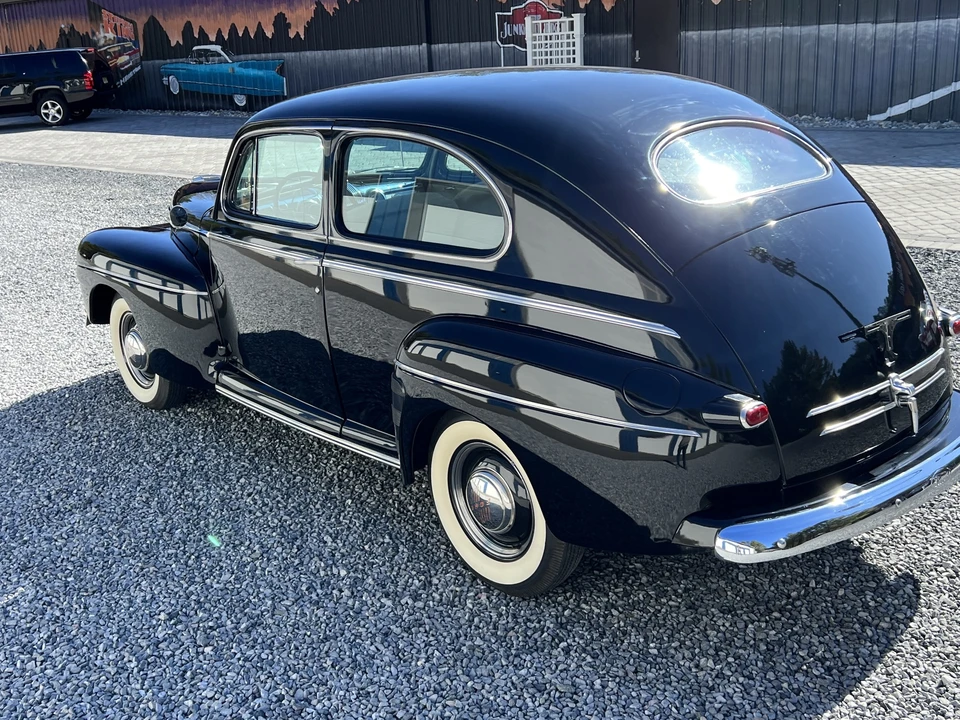 1946 Ford Standard & Deluxe & Super Deluxe - Image 8 of 31