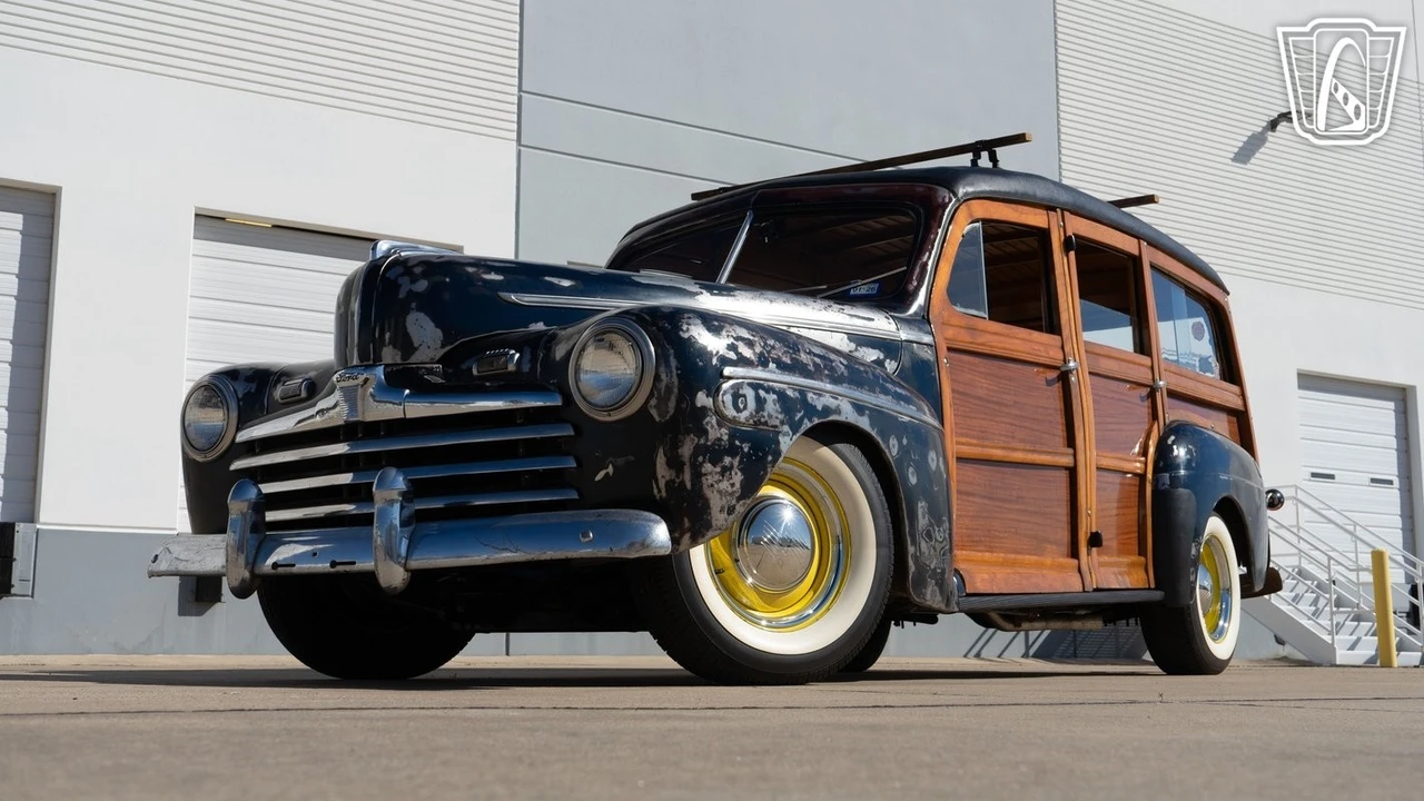 1946 Ford Standard & Deluxe & Super Deluxe - Image 5 of 12