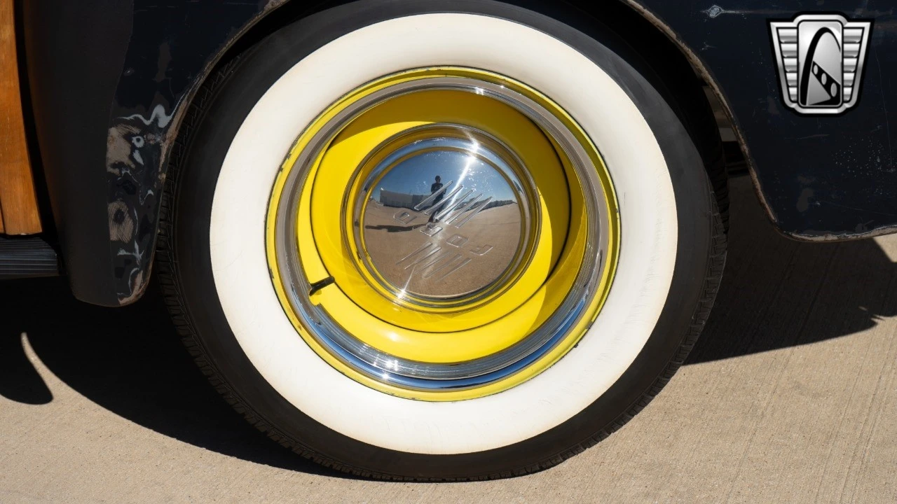 1946 Ford Standard & Deluxe & Super Deluxe - Image 9 of 21