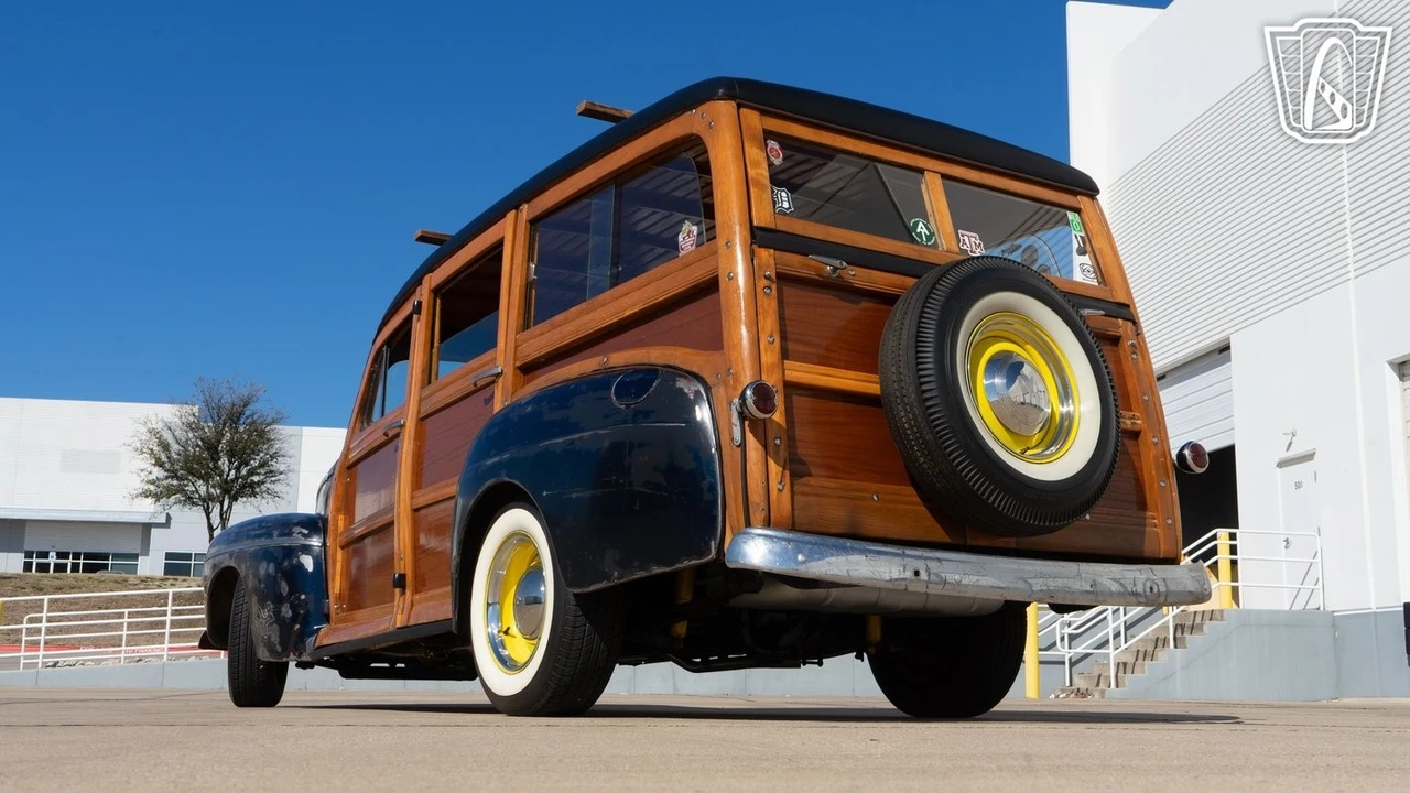 1946 Ford Standard & Deluxe & Super Deluxe - Image 12 of 12