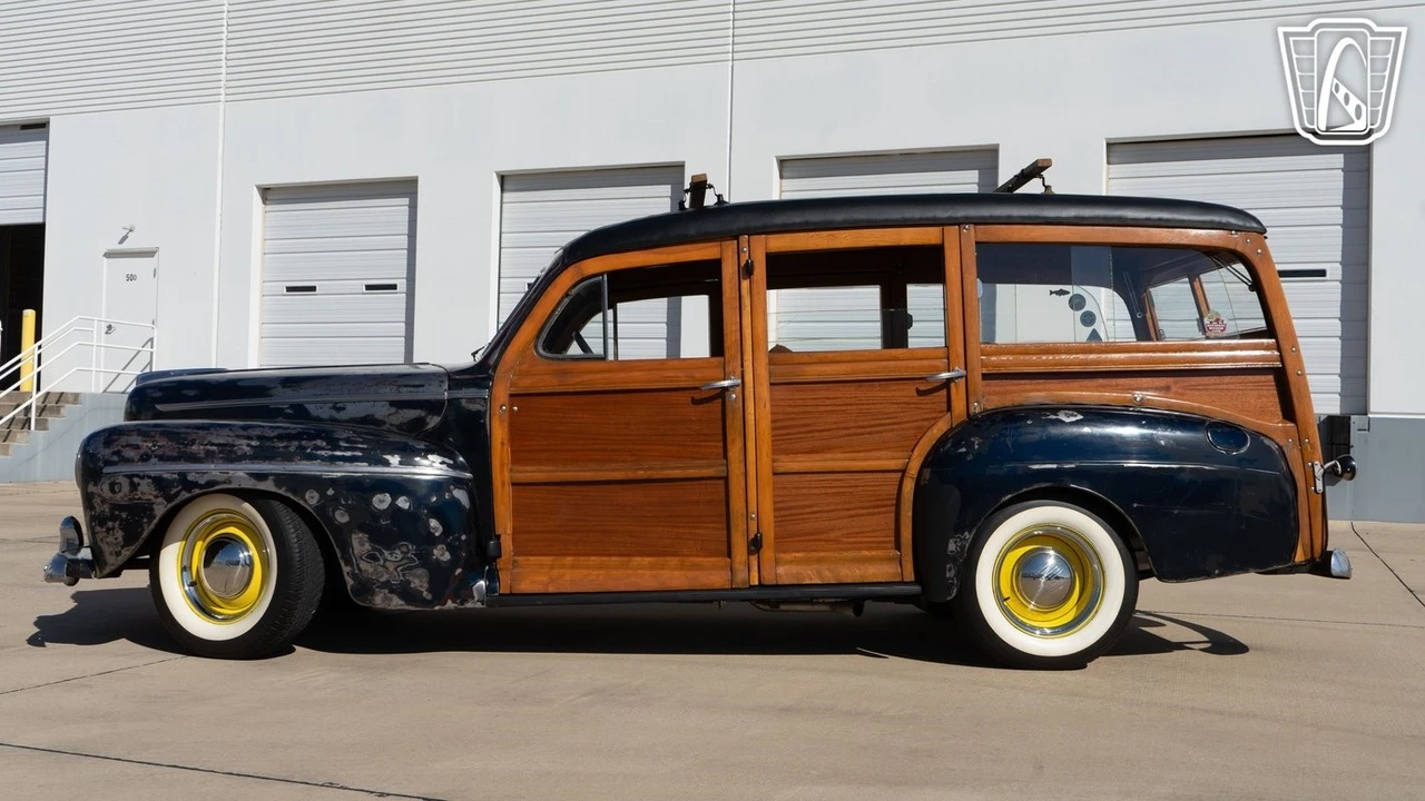 1946 Ford Standard & Deluxe & Super Deluxe - Image 8 of 12