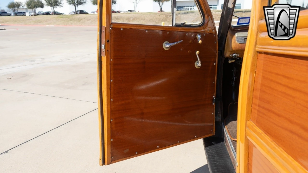 1946 Ford Standard & Deluxe & Super Deluxe - Image 15 of 21