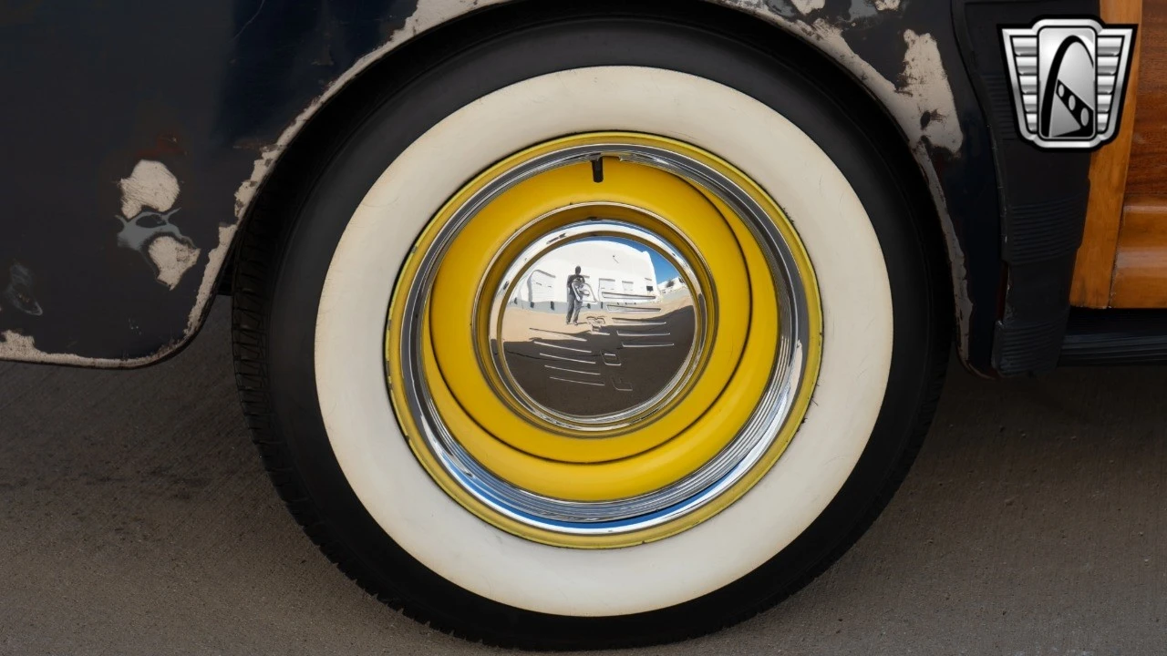 1946 Ford Standard & Deluxe & Super Deluxe - Image 10 of 21