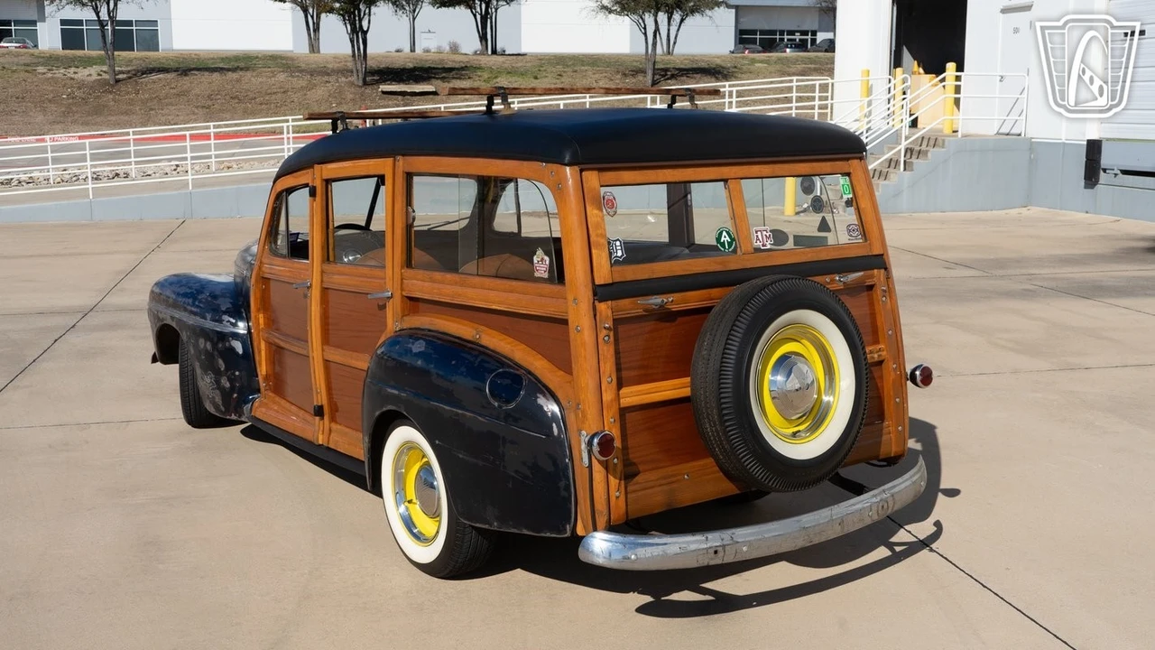 1946 Ford Standard & Deluxe & Super Deluxe - Image 10 of 12