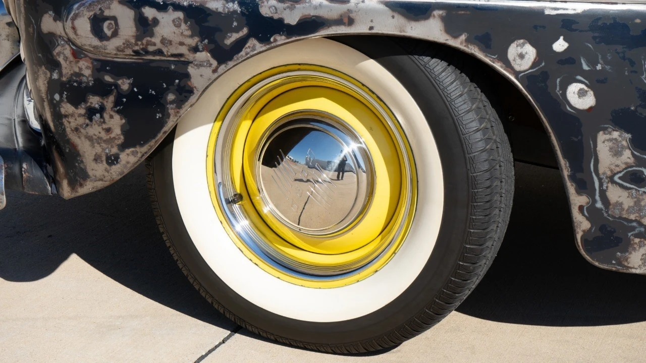 1946 Ford Standard & Deluxe & Super Deluxe - Image 7 of 21