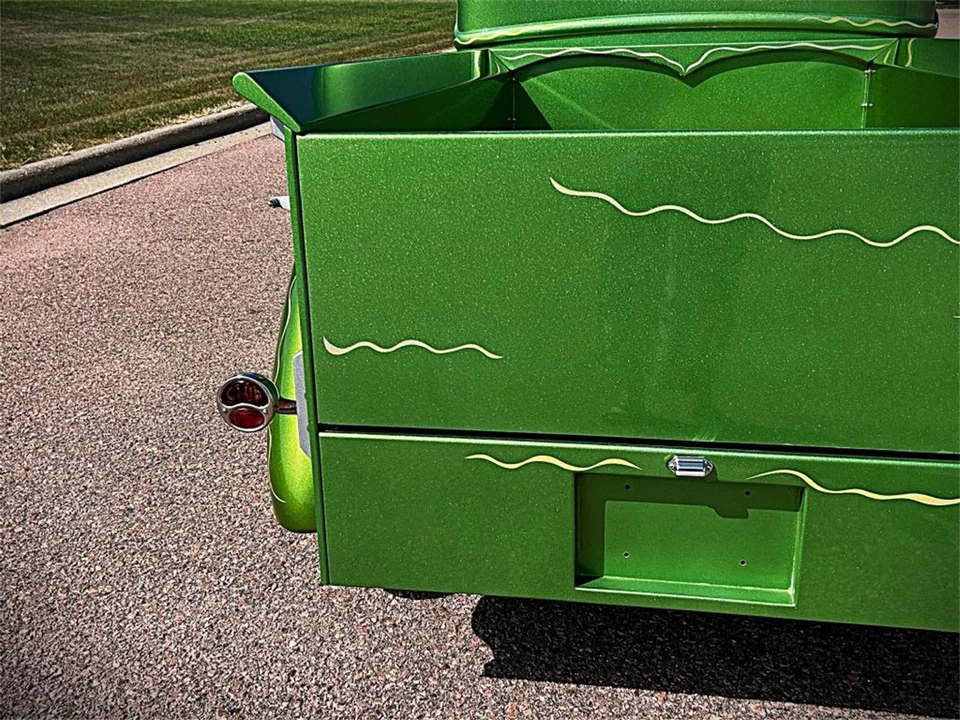 1946 Ford Pickup (1940-1947) - Image 29 of 31