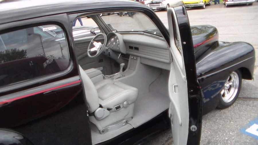1946 Ford Standard & Deluxe & Super Deluxe - Image 2 of 3