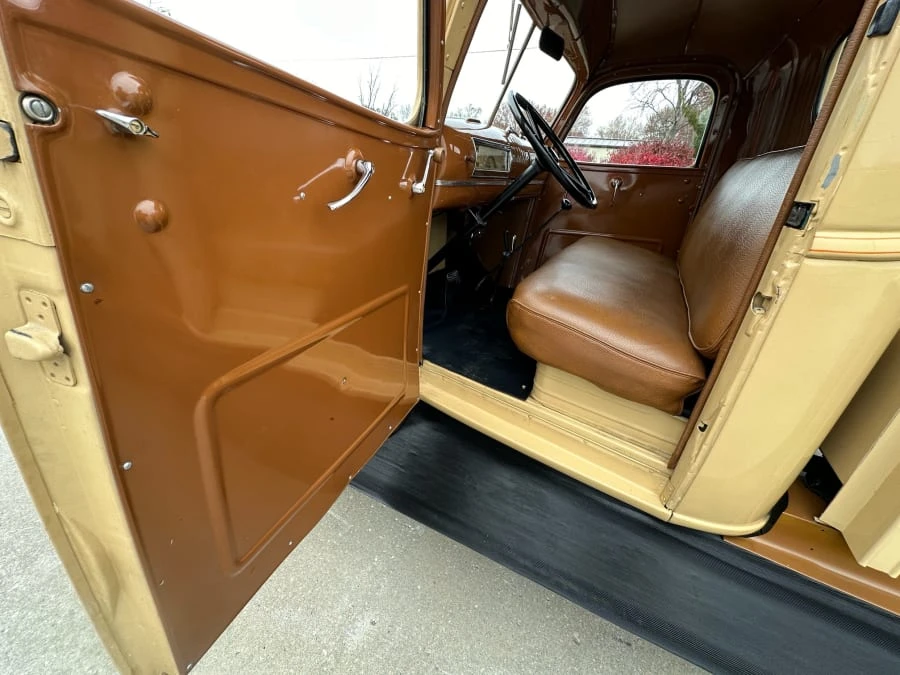 1946 GMC E-Series - Image 11 of 24