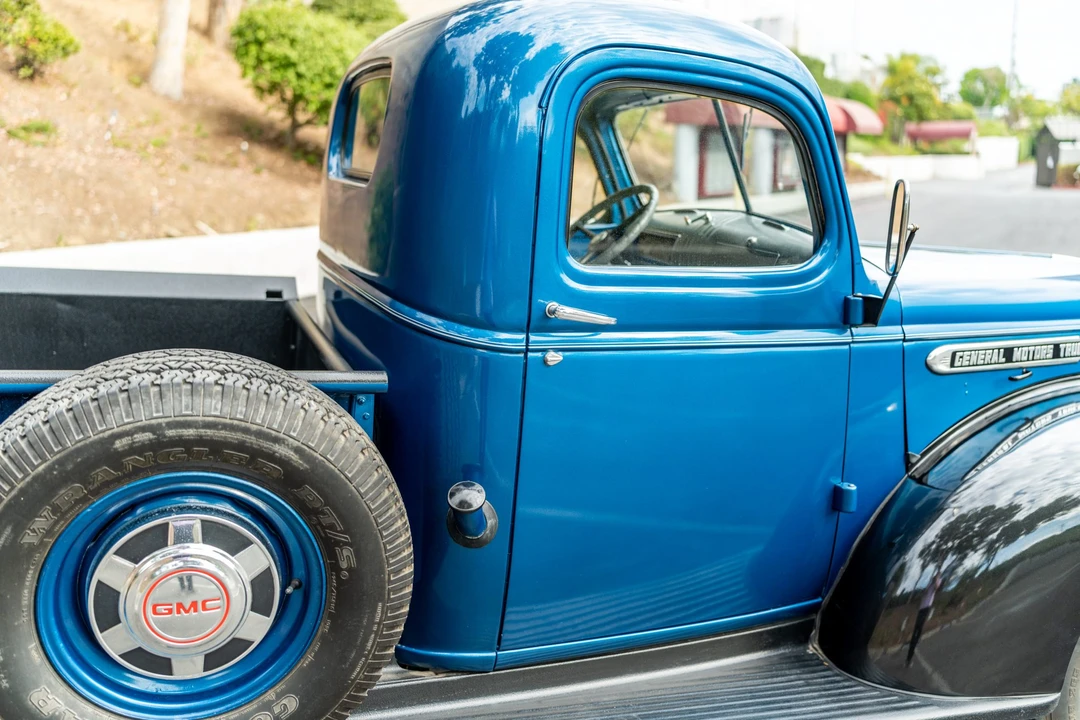 1946 GMC E-Series - Image 27 of 31