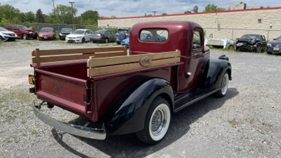 1946 GMC E-Series - Image 2 of 14