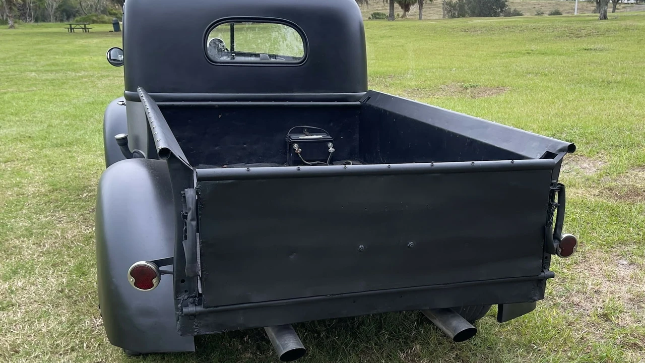 1946 International Harvester Pickup - Image 3 of 5