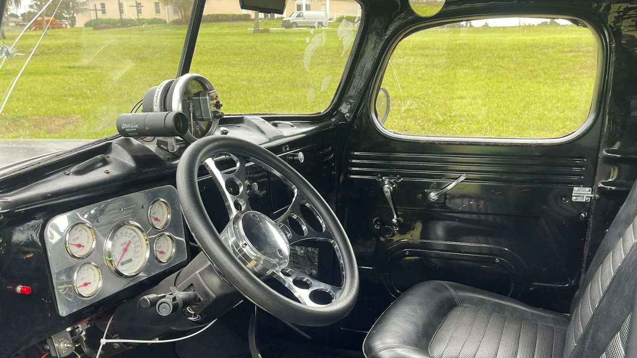 1946 International Harvester Pickup - Image 4 of 5