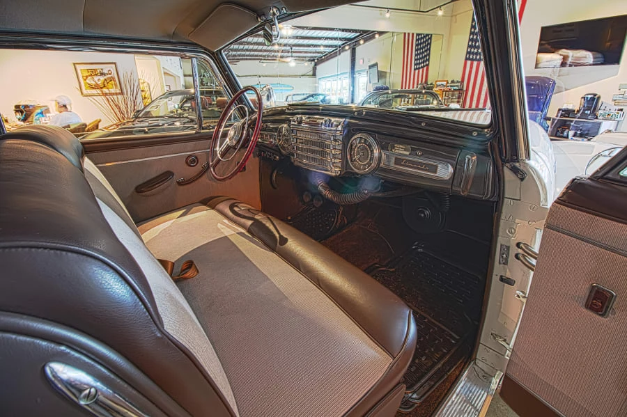 1946 Lincoln Continental 1st Gen - Image 3 of 12