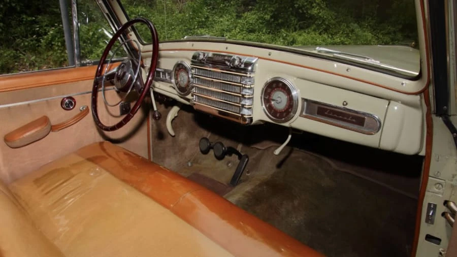 1946 Lincoln Continental 1st Gen - Image 12 of 15