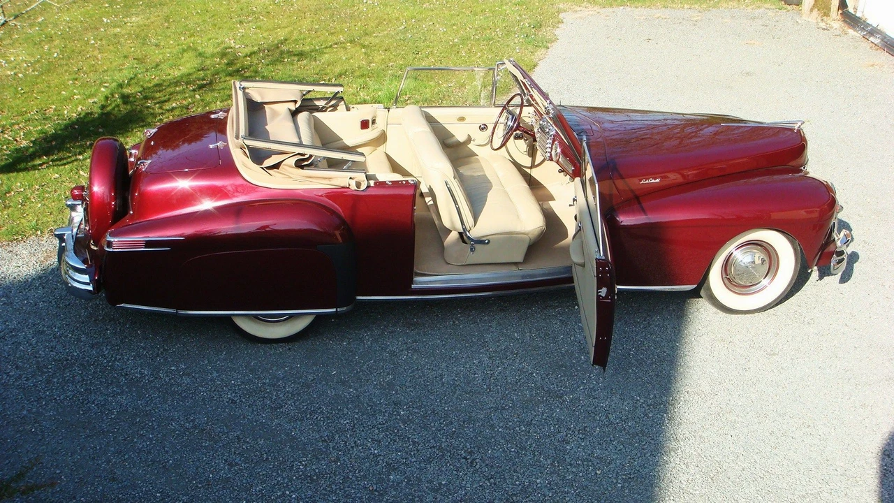 1946 Lincoln Continental 1st Gen - Image 3 of 6