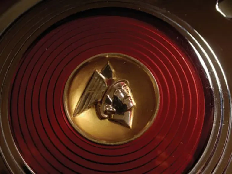 1946 Mercury Eight - Image 5 of 12
