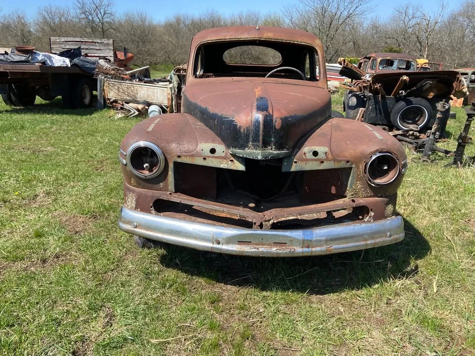 1946 Mercury Eight - Image 2 of 10
