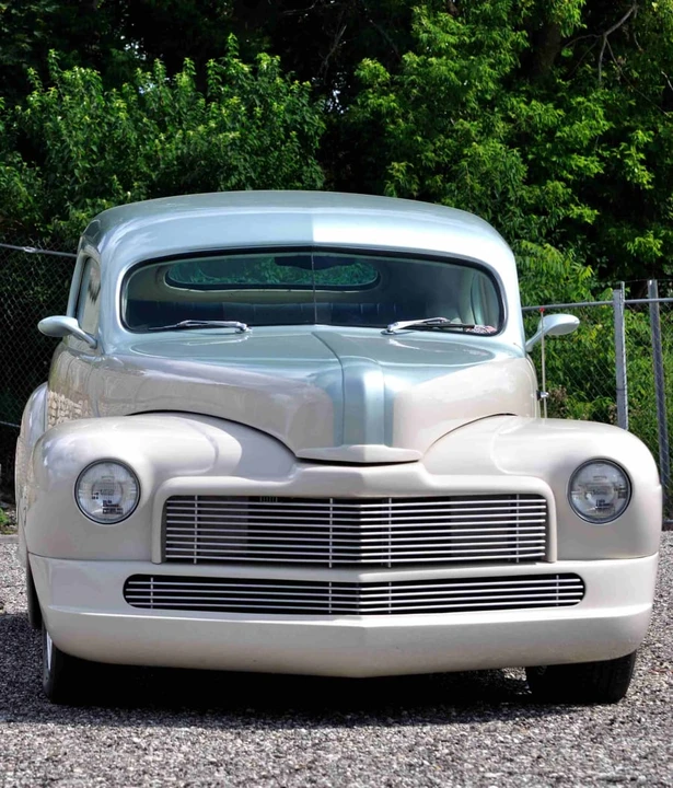 1946 Mercury Eight - Image 9 of 10