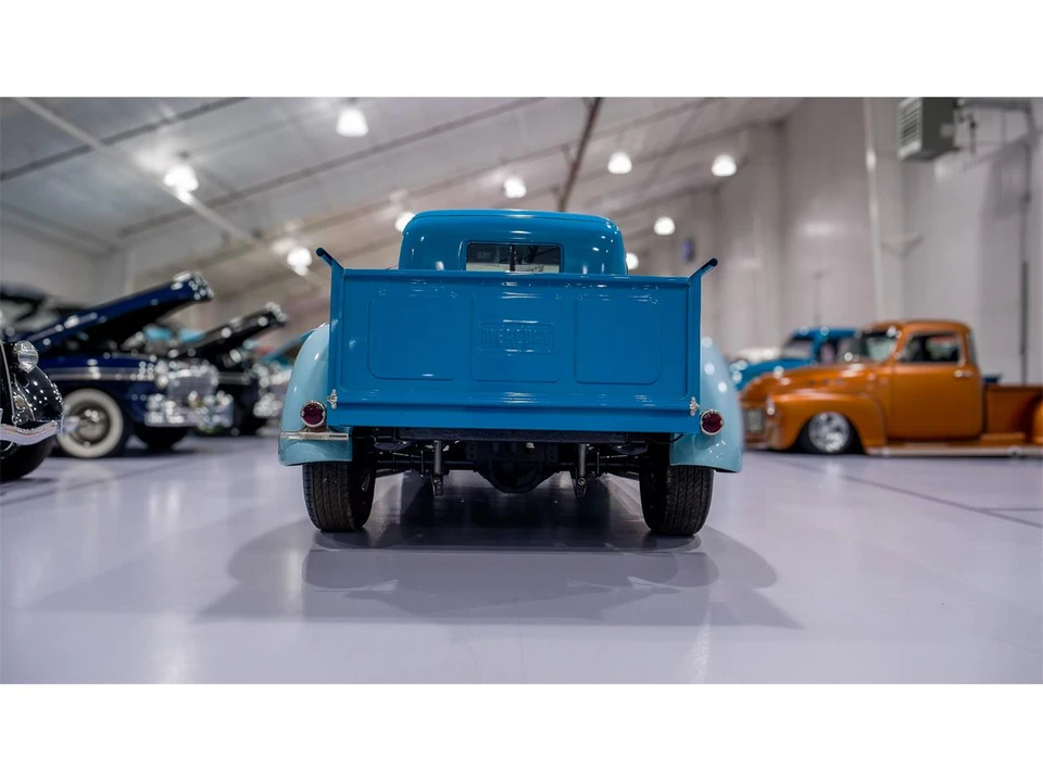 1946 Mercury Eight - Image 4 of 31