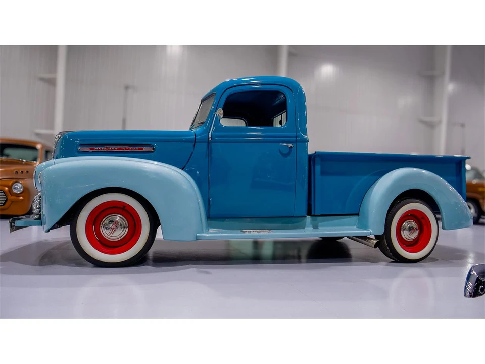 1946 Mercury Eight - Image 2 of 31